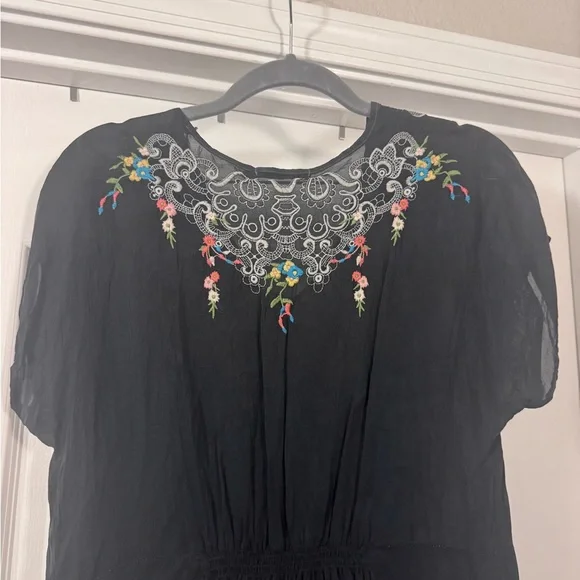 Johnny Was Black Tunic with Multicolor Floral Embroidery - Picture 7 of 8